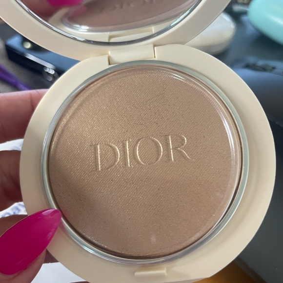Dior Forever Couture Luminizer Shade 1- Nude Glow - Picture 1 of 3